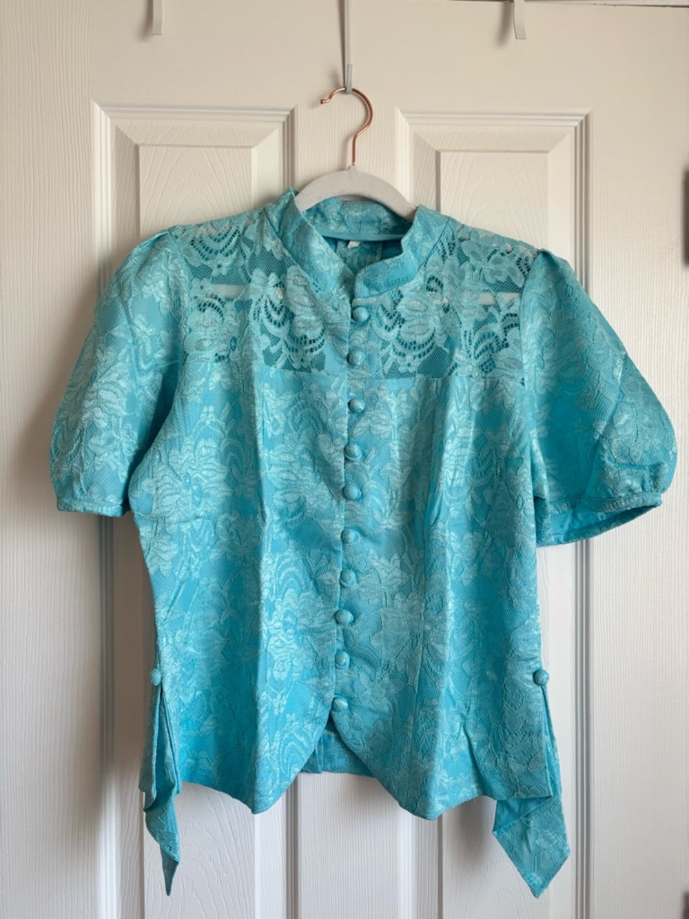 XL/US 12 Light blue Traditional Laos Silk and Lace Blouse NWOT